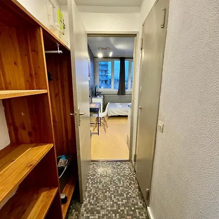 Hyper Centre De - 41 *