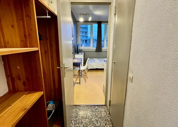 Hyper Centre De - 41 *