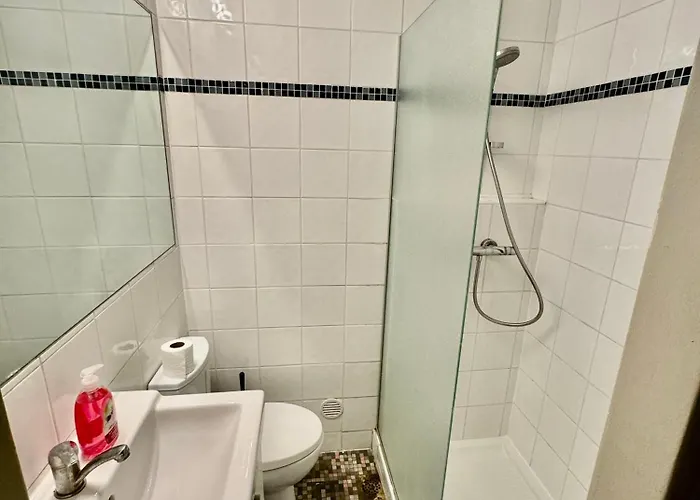 Hyper Centre De - 41 * Valence